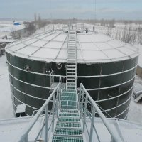 Enamel-Coated Tank